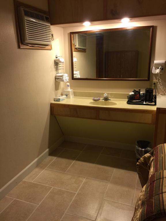 Americas Best Value Inn & Suites Macon At Sunset Dr Ngoại thất bức ảnh